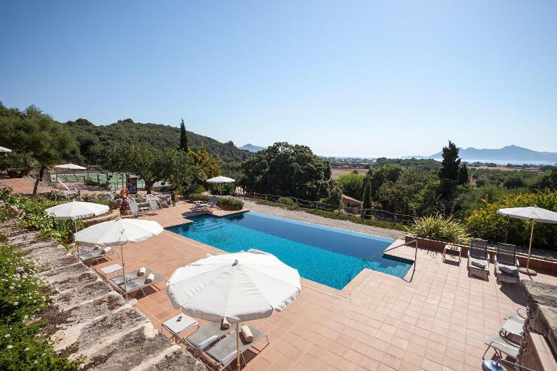 Finca Llenaire image