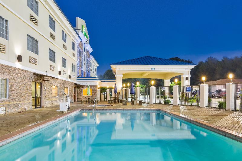 Holiday Inn Express Palestine image