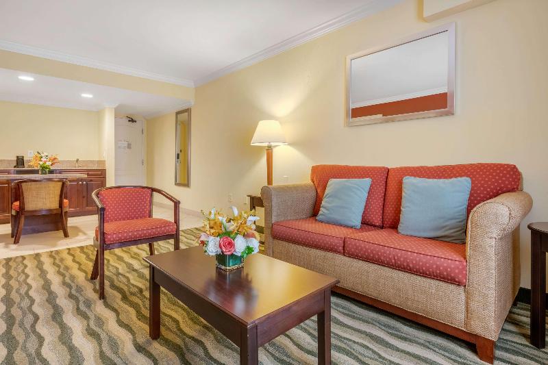 Bw Plus Palm Beach Gardens & Suites Conference Ct image