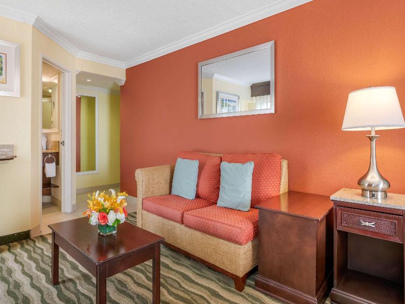 Bw Plus Palm Beach Gardens & Suites Conference Ct image