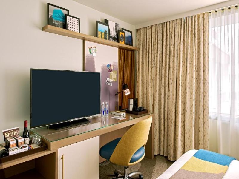 The Hotel Zags Portland image
