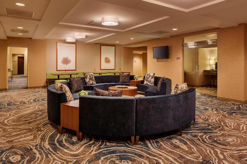 Courtyard by Marriott Portland City Center image