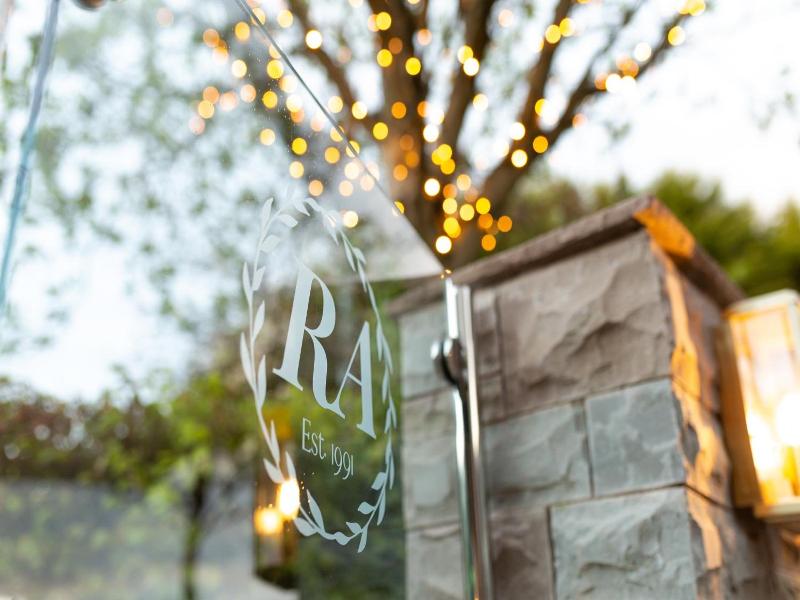 Rufford Arms Hotel image