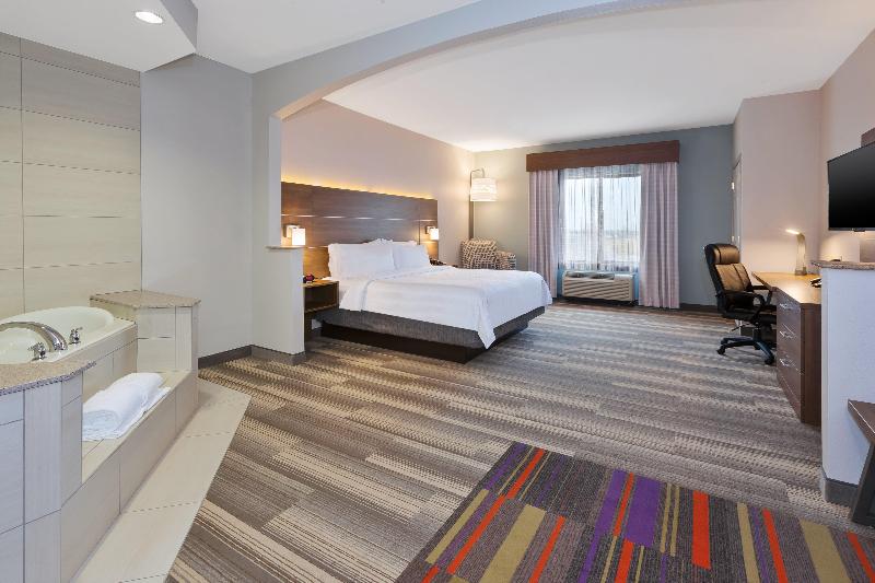 Holiday Inn Express Hotel & Suites Doylestown photo 24