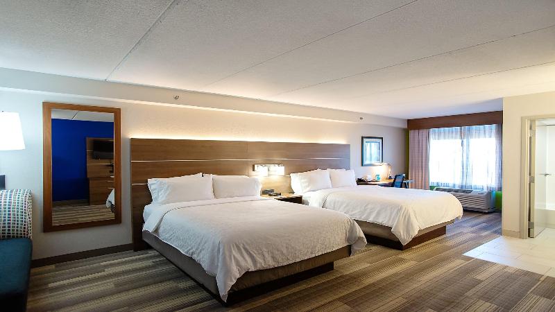 Holiday Inn Express & Suites Tempe photo 18