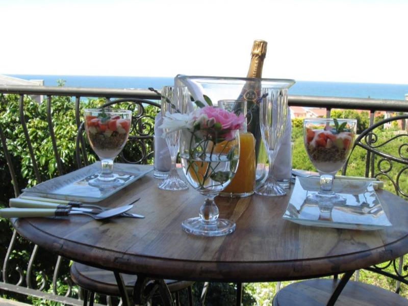Sea Whisper Guest House & Self Catering image
