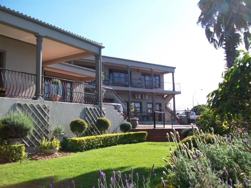 Sea Whisper Guest House & Self Catering image