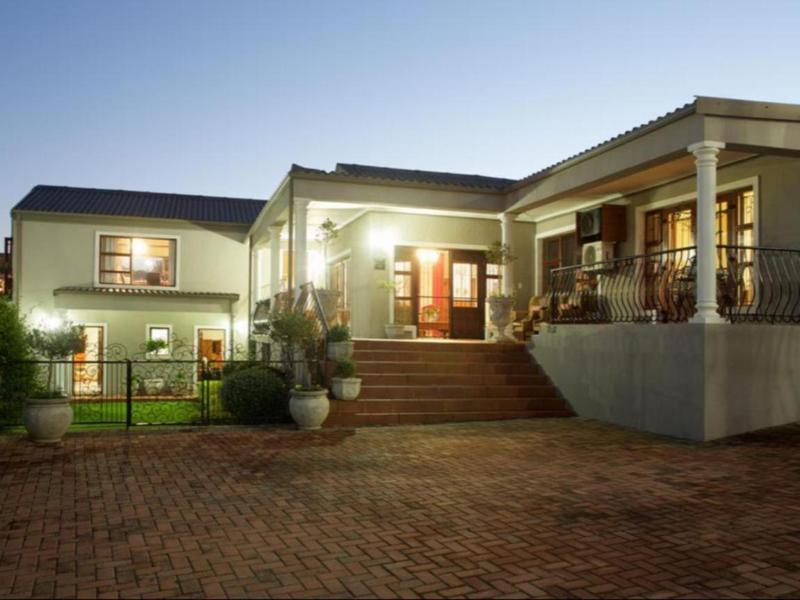 Sea Whisper Guest House & Self Catering — general view