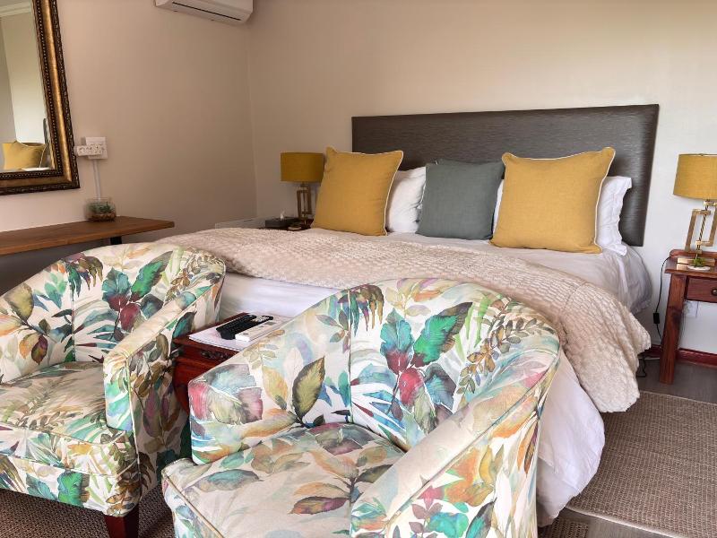Sea Whisper Guest House & Self Catering image