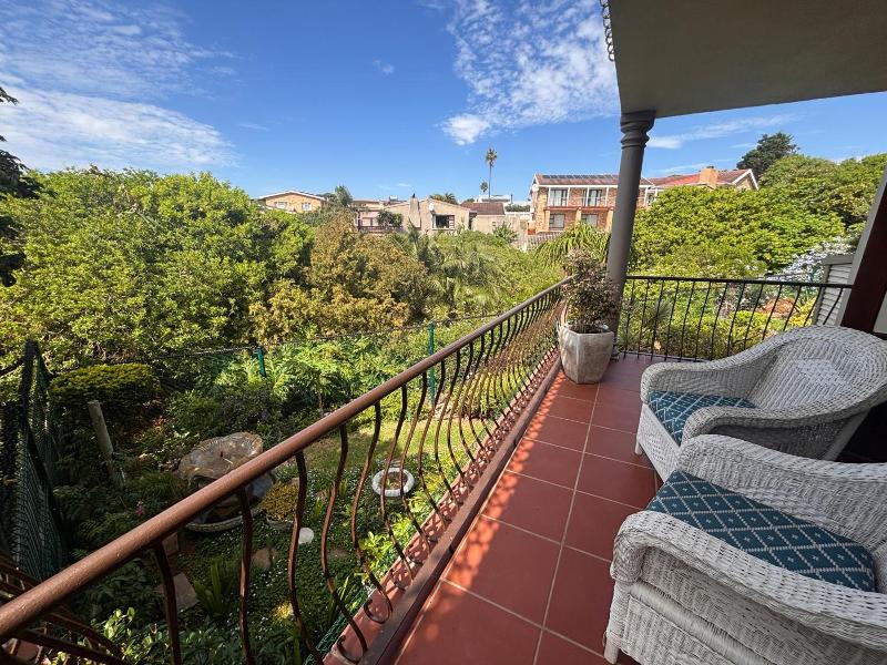 Sea Whisper Guest House & Self Catering image