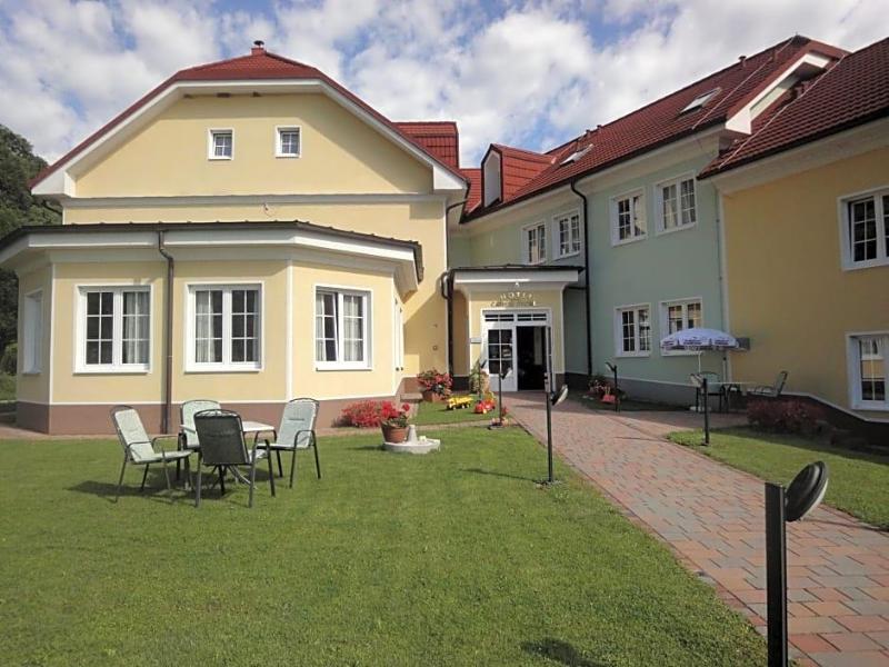 Cateski dvorec image