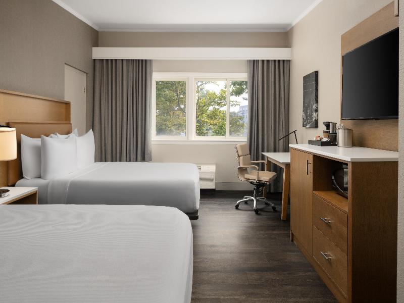 DoubleTree by Hilton Providence Airport Warwick image