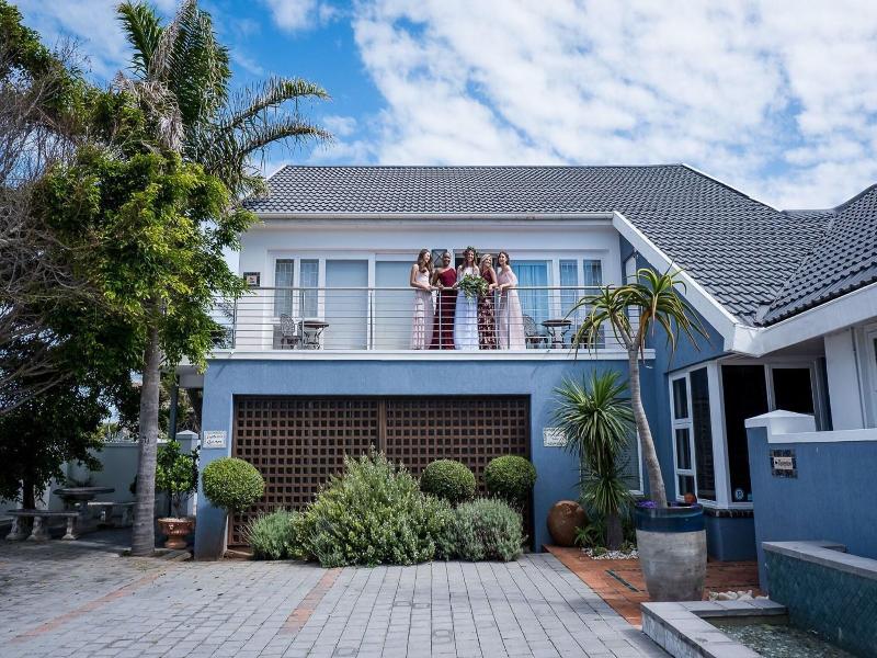 Admiralty Beach House image