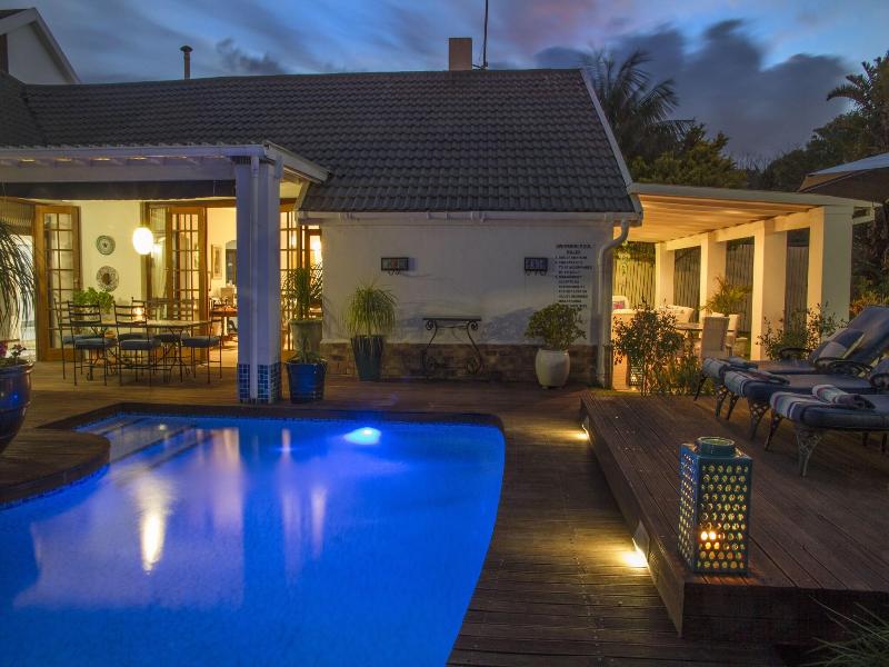 Admiralty Beach House image