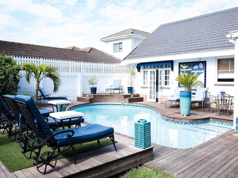 Admiralty Beach House image