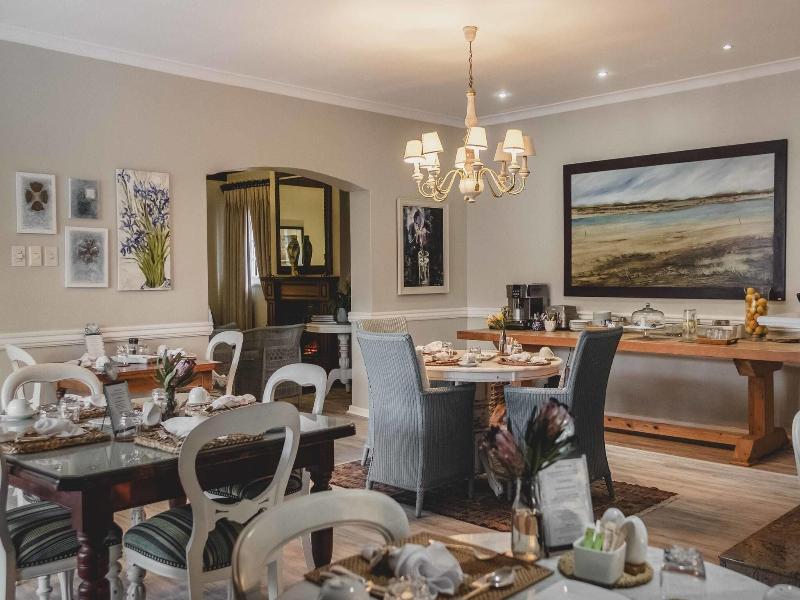 Admiralty Beach House image