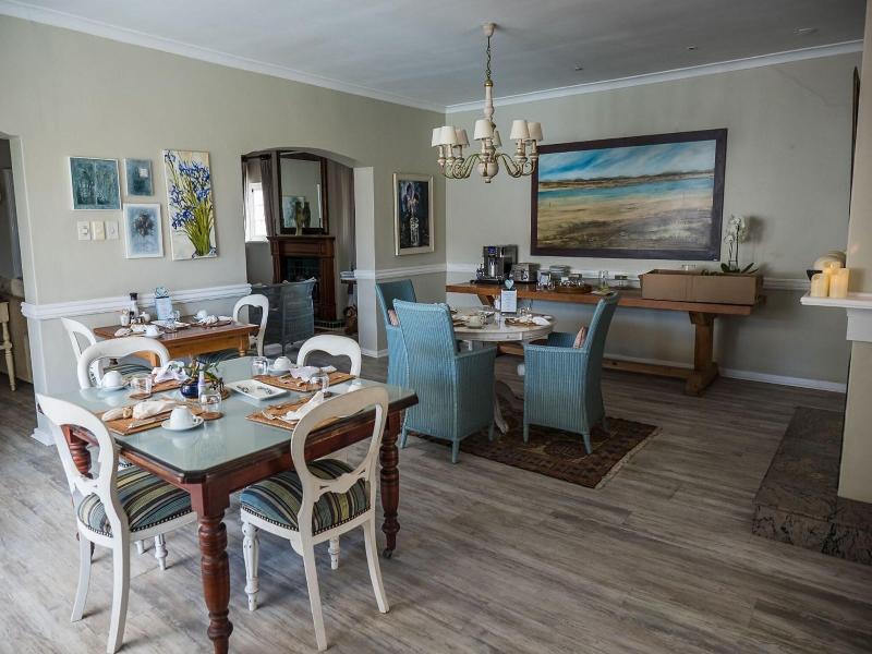 Admiralty Beach House image