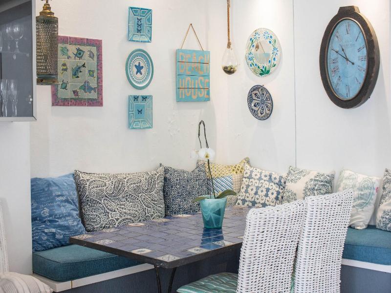 Admiralty Beach House image
