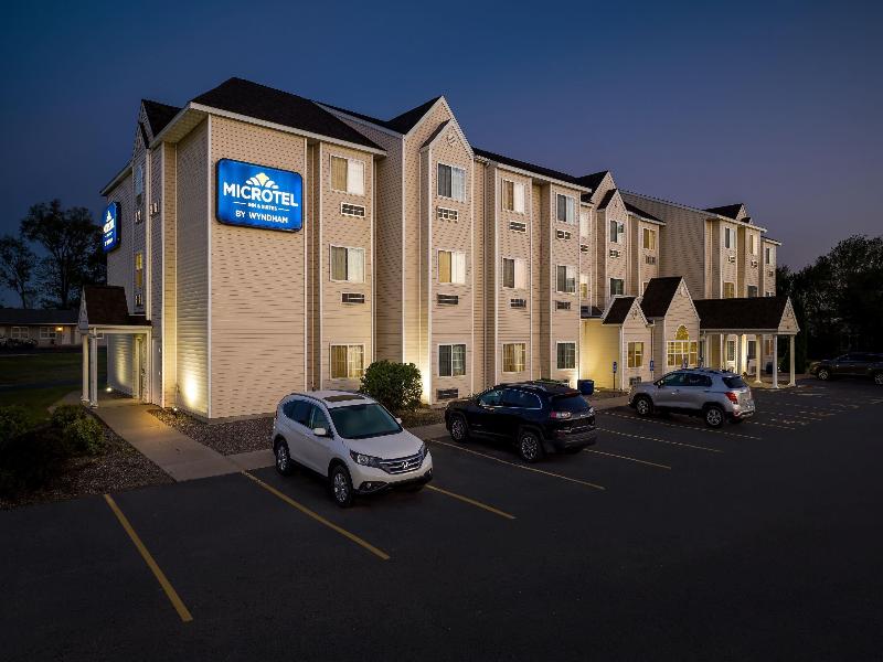 Microtel Inn & Suites By Wyndham Prairie Du Chien