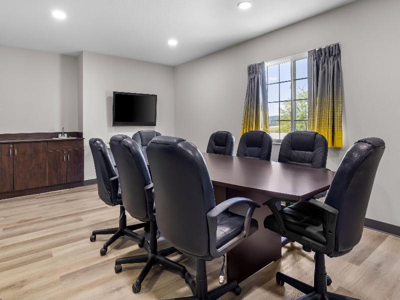 Microtel Inn & Suites By Wyndham Prairie Du Chien