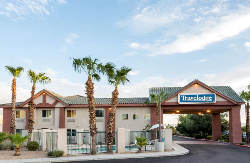 Days Inn By Wyndham Phoenix West