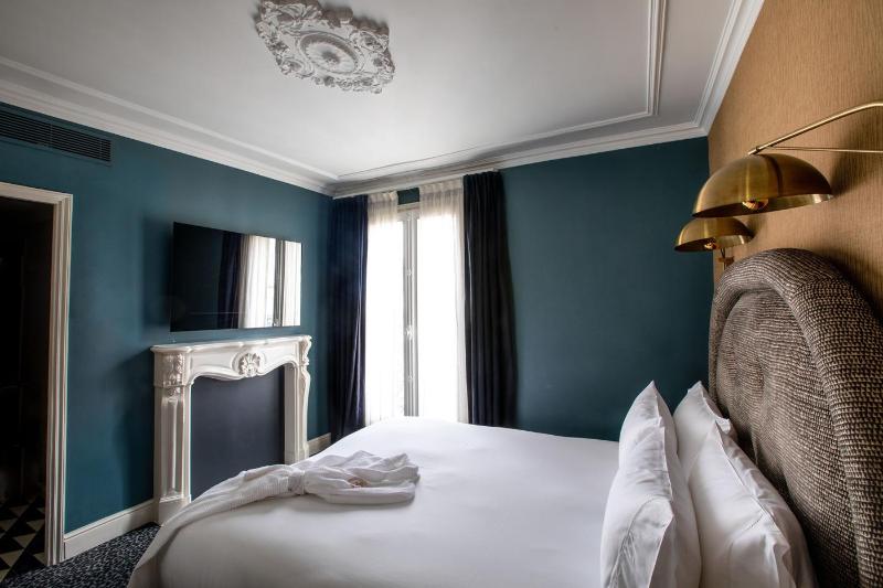 Grand Pigalle Hotel image
