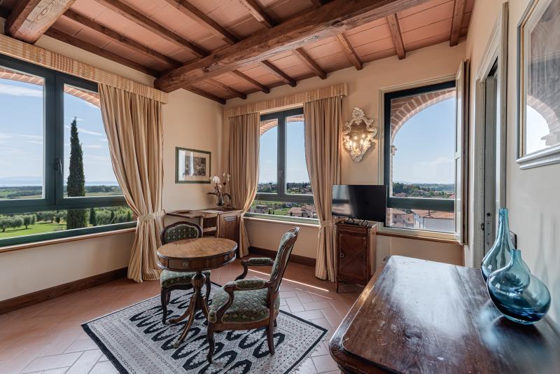 Locanda Poggioleone image