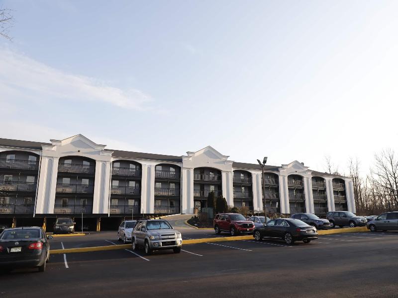 Travelodge By Wyndham Parsippany image