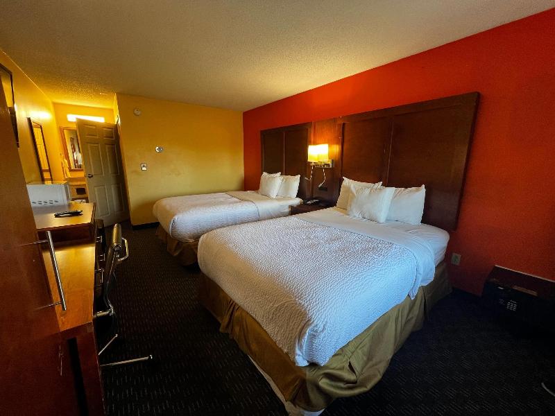 Travelodge By Wyndham Parsippany image