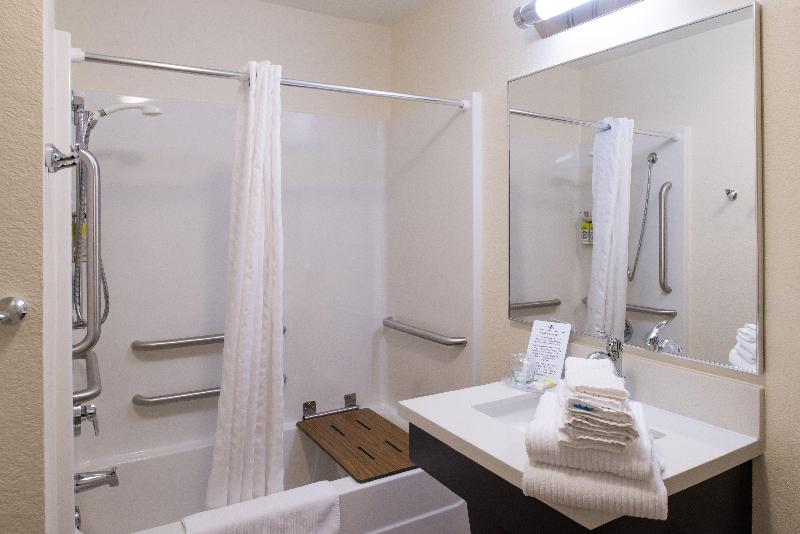 Candlewood Suites Paducah image