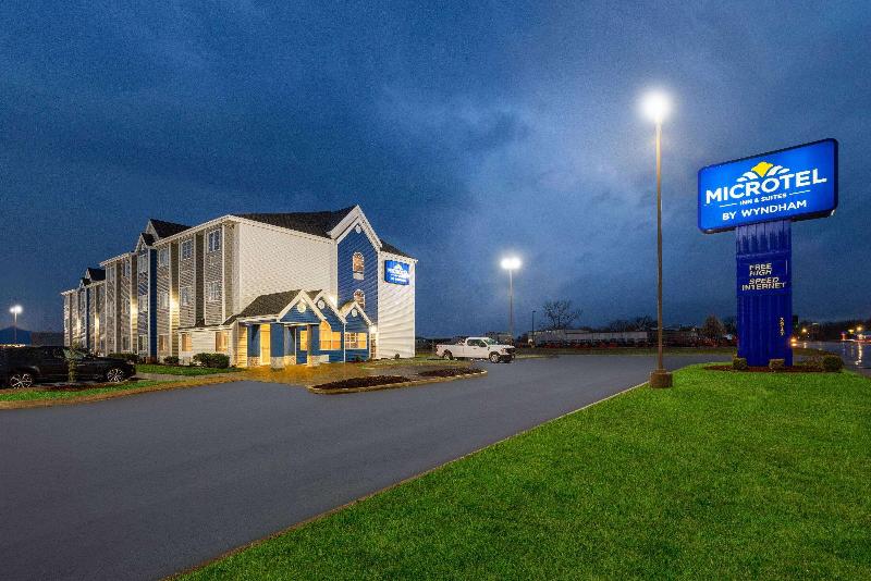 Microtel Inn & Suites By Wyndham Independence image