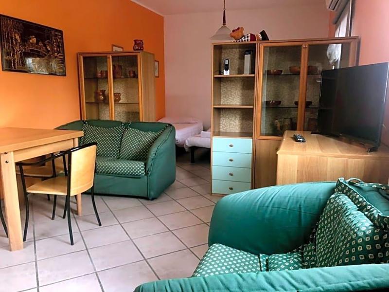 AIRONE HOTEL image