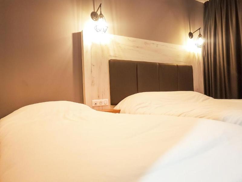 Logis Clermotel Hotel & Restaurant image