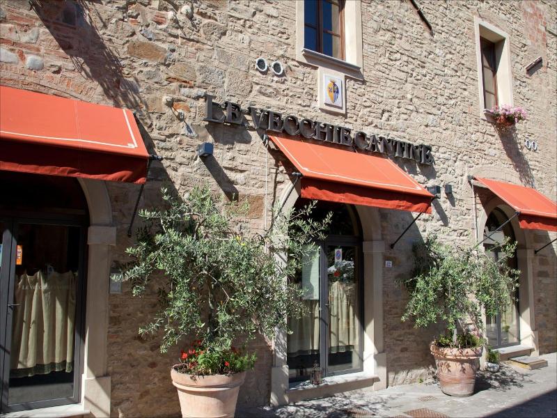 Le Vecchie Cantine image