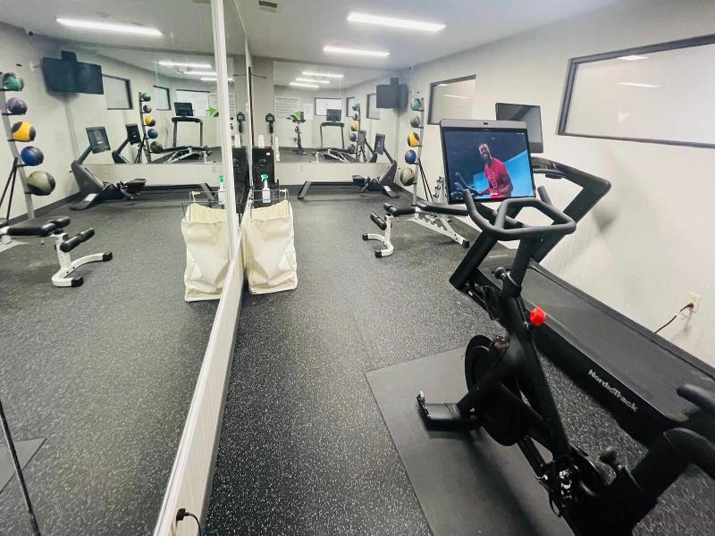 Wingate By Wyndham Vienna Parkersburg image