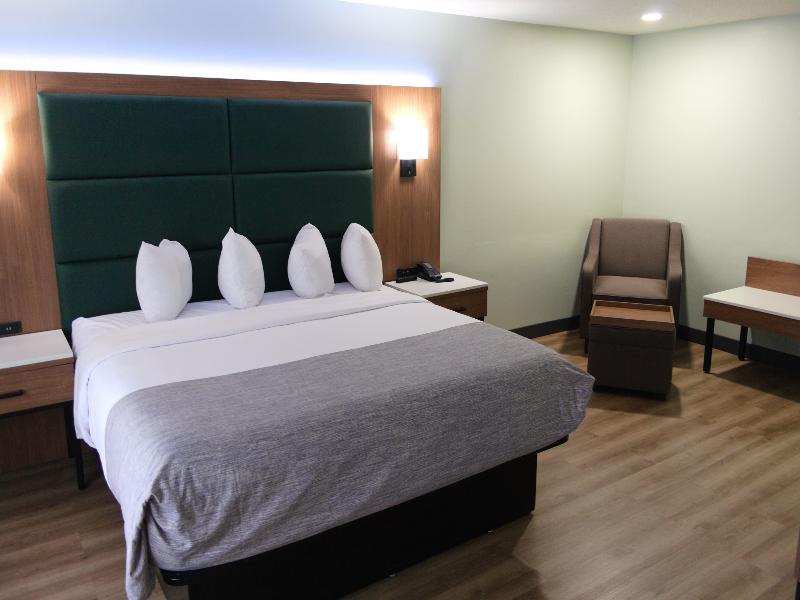 Wingate By Wyndham Vienna Parkersburg image