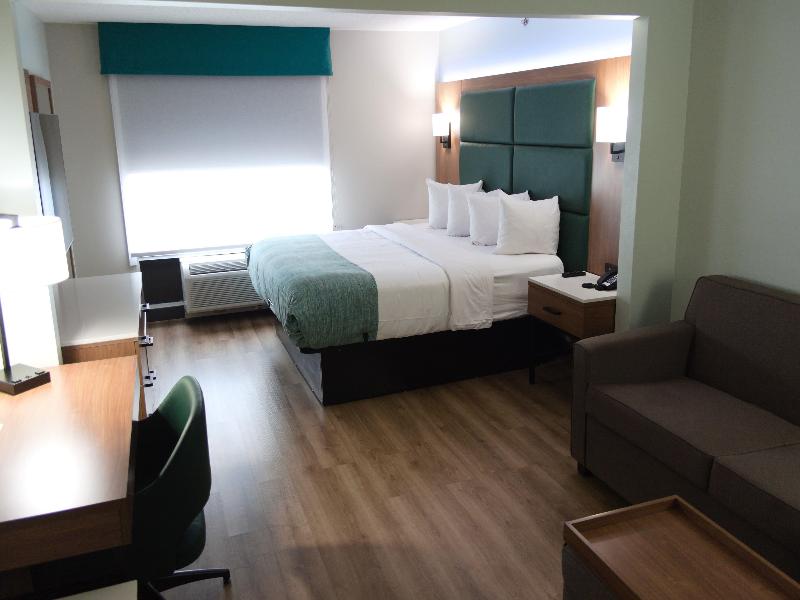 Wingate By Wyndham Vienna Parkersburg image