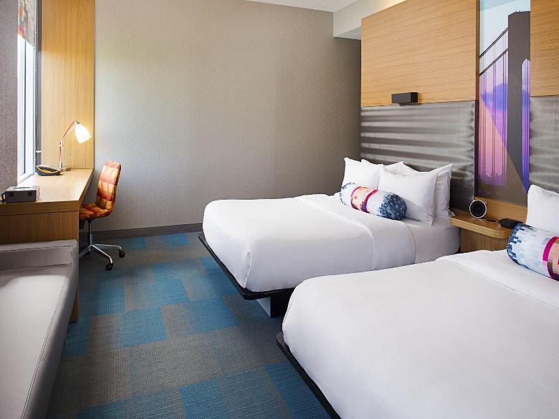 Aloft Philadelphia Airport image
