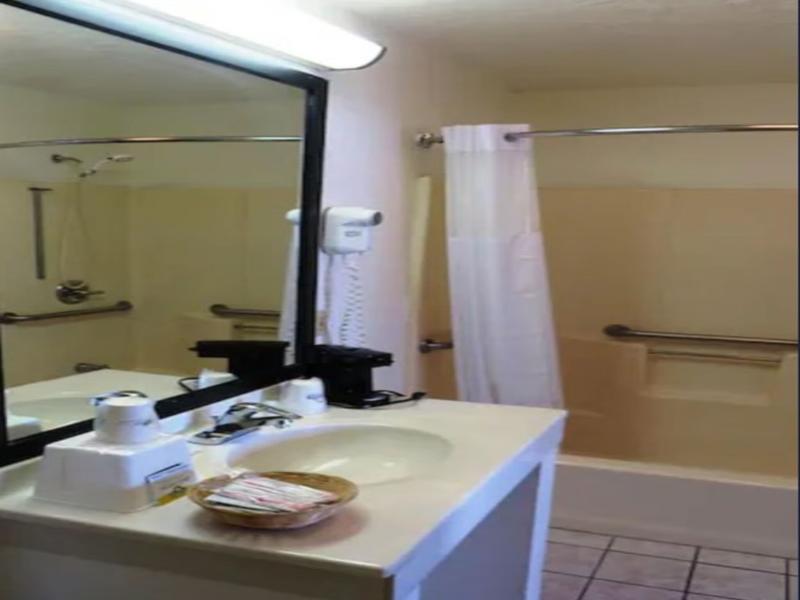 Days Inn by Wyndham Plainfield image