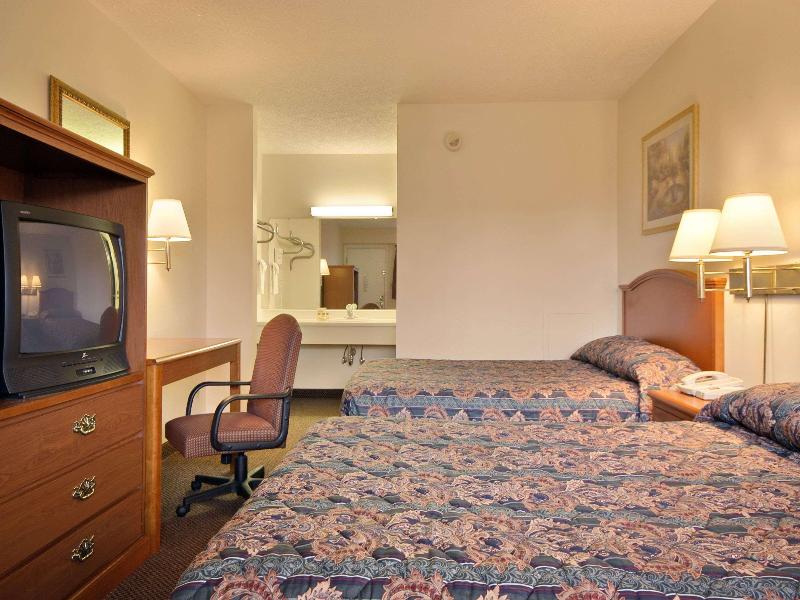 Days Inn by Wyndham Plainfield image