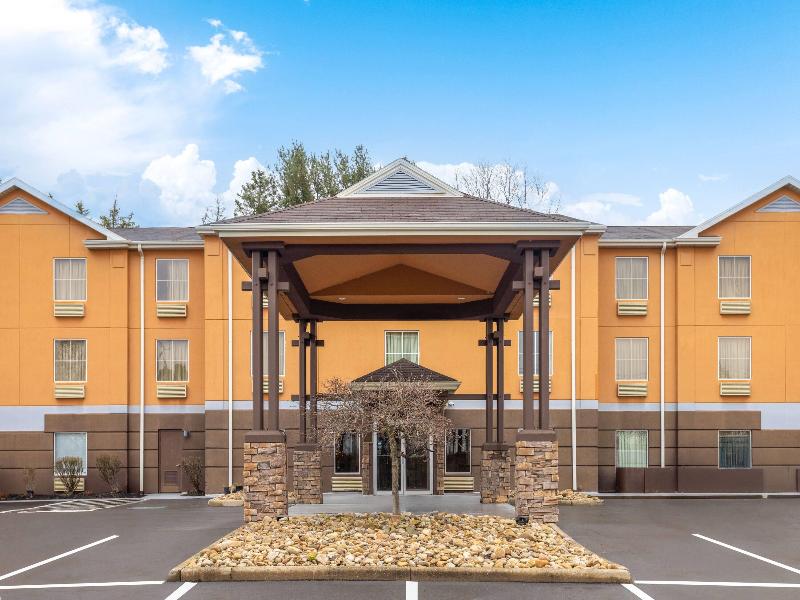 Super 8 By Wyndham Mars/Cranberry/Pittsburgh Area — general view