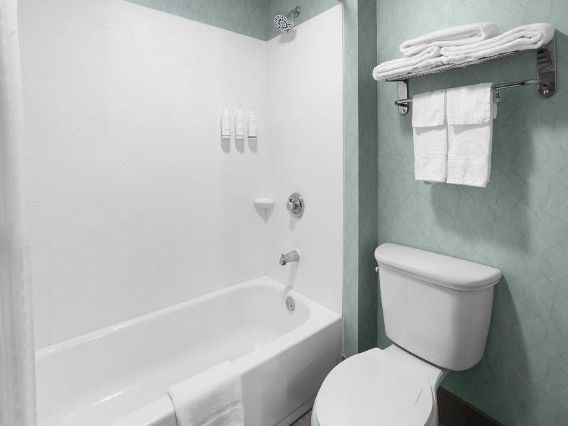 Super 8 By Wyndham Mars/Cranberry/Pittsburgh Area image