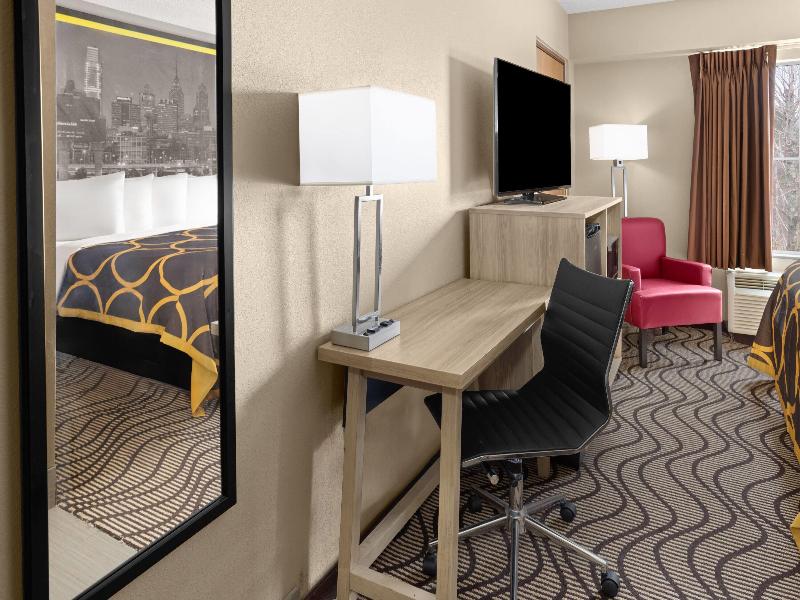 Super 8 By Wyndham Mars/Cranberry/Pittsburgh Area image