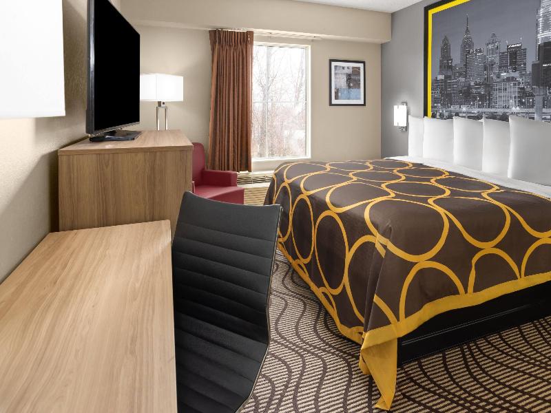Super 8 By Wyndham Mars/Cranberry/Pittsburgh Area image