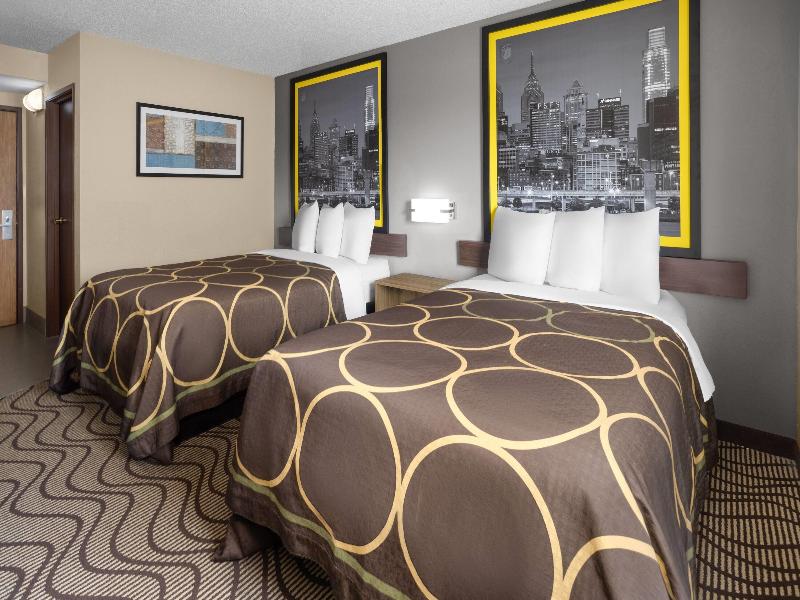 Super 8 By Wyndham Mars/Cranberry/Pittsburgh Area image