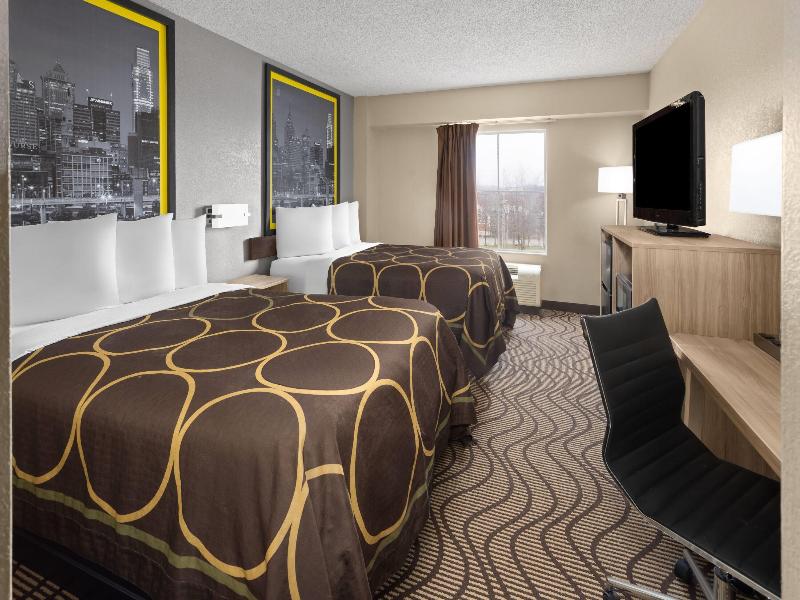 Super 8 By Wyndham Mars/Cranberry/Pittsburgh Area image