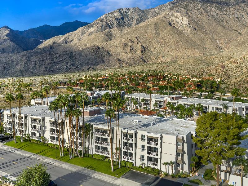 Hilton Vacation Club Palm Canyon Palm Springs image