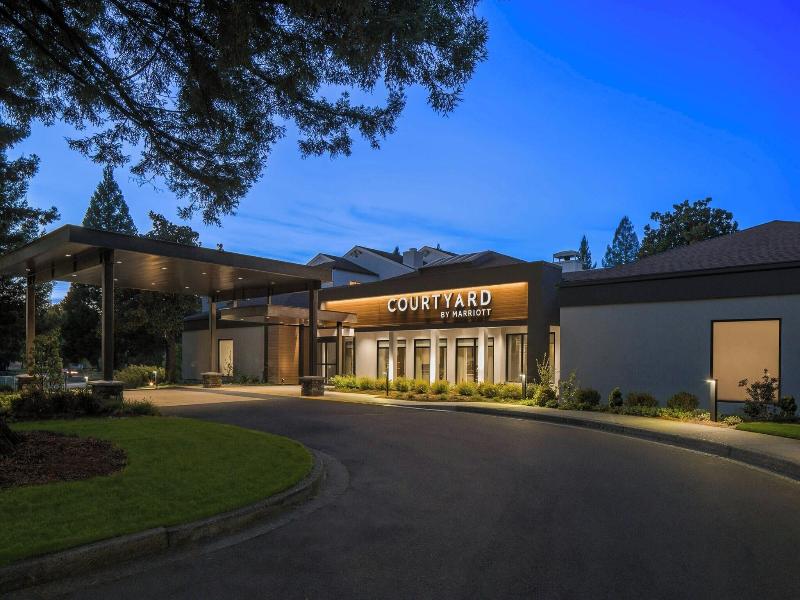 Courtyard Portland Beaverton image