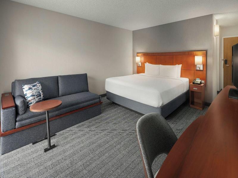 Courtyard Portland Beaverton image