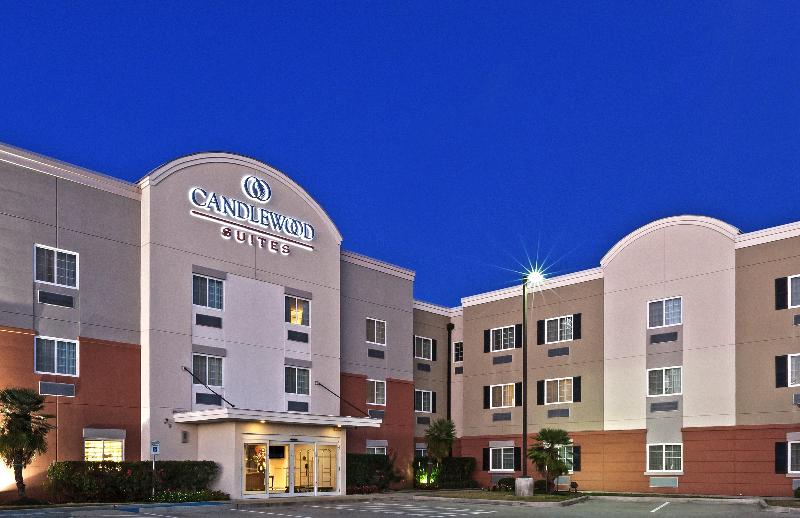 Candlewood Suites Pearland image